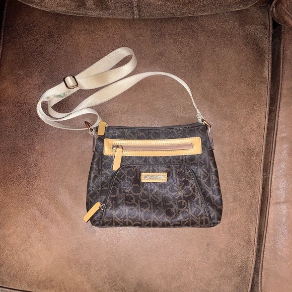 Calvin Klein Purse - Picture 2 of 6